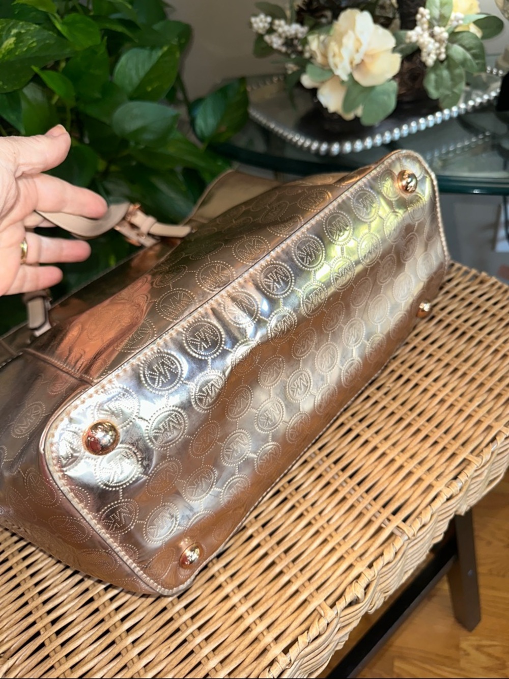 Michael Kors  Gold Embossed MK Signature Tote excellent condition - Picture 9 of 13